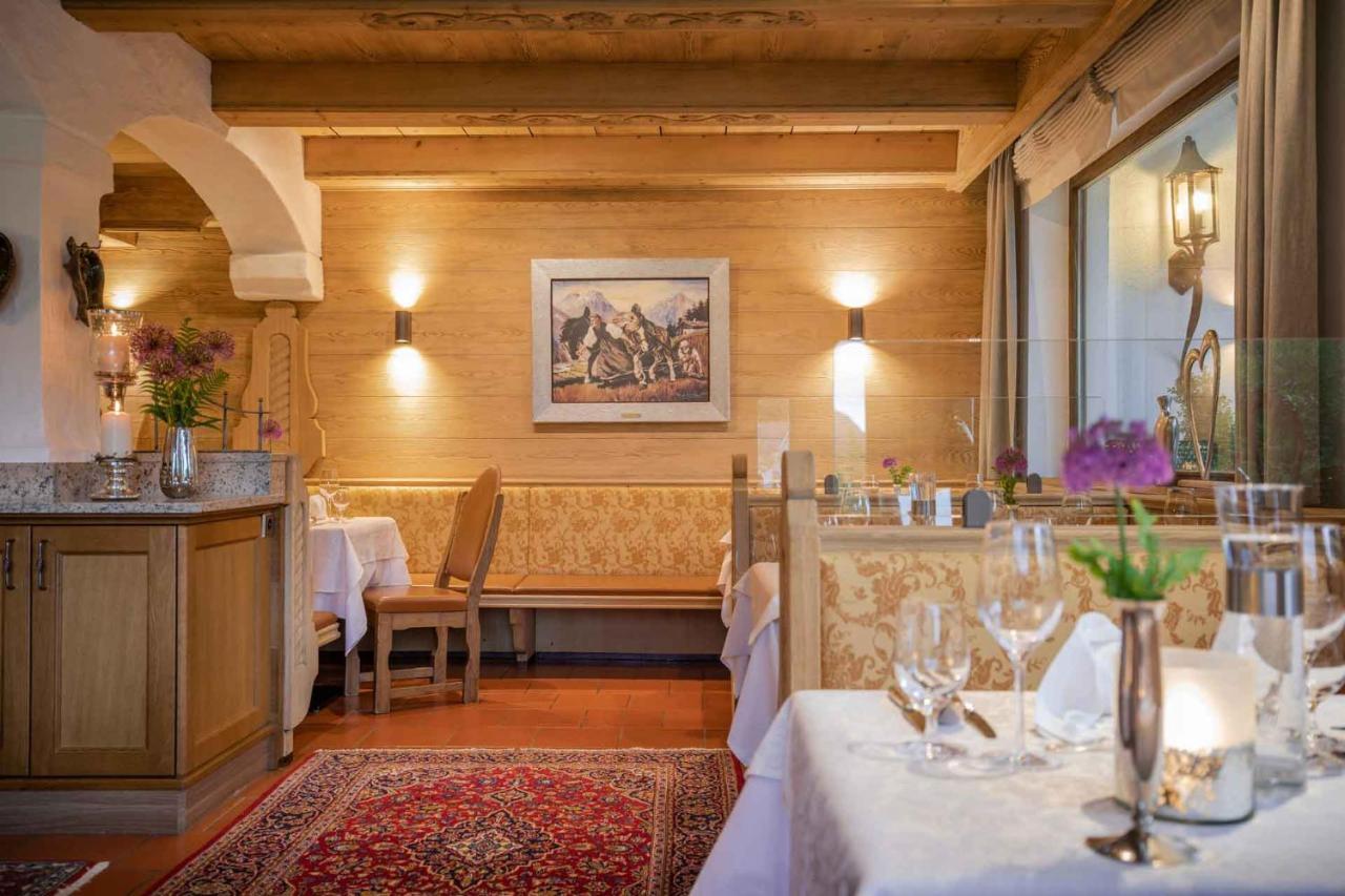 Familien- & Vitalhotel Auenhof Fulpmes Buitenkant foto