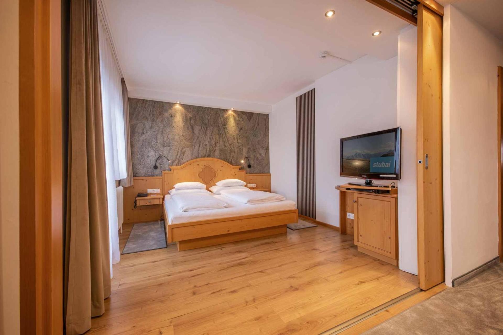 Familien- & Vitalhotel Auenhof Fulpmes Buitenkant foto